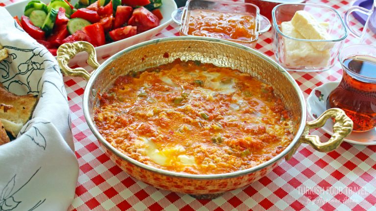 How To Make Turkish Menemen