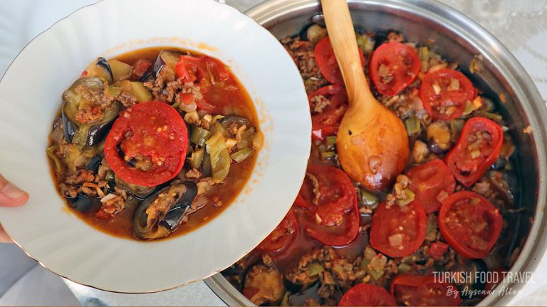 Turkish Eggplant Moussaka “Patlıcan Oturtma”