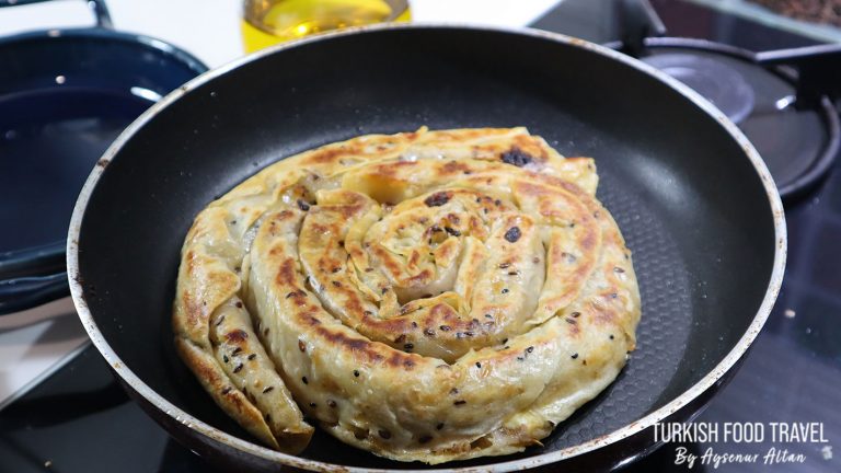 Turkish Borek For Lazy Afternoon: Amazing Result