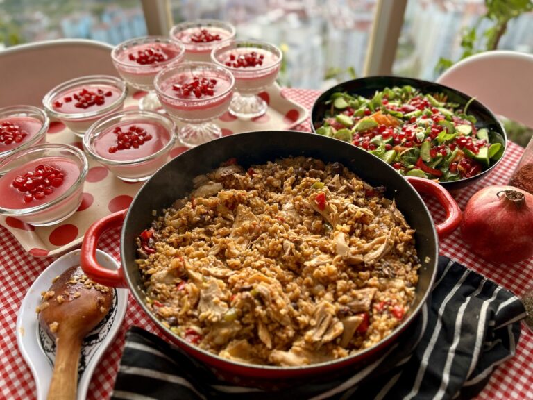 One-Pot Bulgur Pilaf with Chicken / Salad and Muhallebi